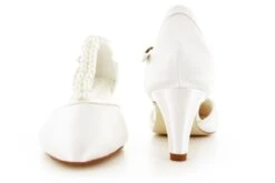 White Lady 877 Ivoor Bruidsschoenen -Ginger Ray || Floris van Bommel || Revitalash Verkoop 877 einf satin ivory 03