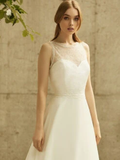 Bride Now BN-007 Trouwjurk 9 Bride Now BN-007 Trouwjurk -Ginger Ray || Floris van Bommel || Revitalash Verkoop avalia bn 007 2