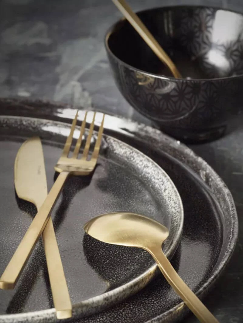 POMAX- OSAWA - Bestekset 16-delig 18/10 - Roestvrij Staal - Goud 4 POMAX- OSAWA - Bestekset 16-delig 18/10 - Roestvrij Staal - Goud - Afbeelding 2