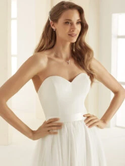 Ginger Ray || Floris van Bommel || Revitalash Verkoop -Ginger Ray || Floris van Bommel || Revitalash Verkoop bianco evento corsica 2