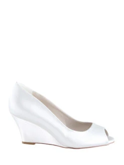 The Perfect Bridal Company Bruidsschoenen Flora Satijn -Ginger Ray || Floris van Bommel || Revitalash Verkoop bruidsschoenen the perfect bridal company flora front 1