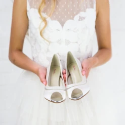 Rainbow Club Cressida Bruidsschoenen -Ginger Ray || Floris van Bommel || Revitalash Verkoop cressida