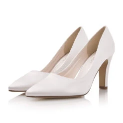 Rainbow Club Fera Bruidsschoenen Ivoor -Ginger Ray || Floris van Bommel || Revitalash Verkoop fera ivory satin 7