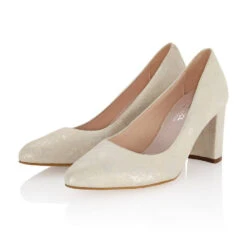 Fiarucci Bridal Hilarie Bruidsschoenen -Ginger Ray || Floris van Bommel || Revitalash Verkoop hilarie off white silver suede leather 6