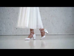 G. Westerleigh Lucy Bruidsschoenen -Ginger Ray || Floris van Bommel || Revitalash Verkoop hqdefault 18 16