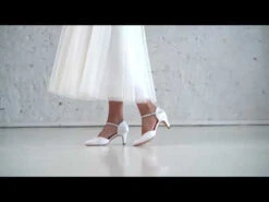 G. Westerleigh Clara Bruidsschoenen -Ginger Ray || Floris van Bommel || Revitalash Verkoop hqdefault 18 7