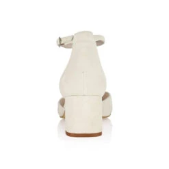 Fiarucci Bridal Judith Bruidsschoenen 13 Fiarucci Bridal Judith Bruidsschoenen -Ginger Ray || Floris van Bommel || Revitalash Verkoop judith off white suede leather 5