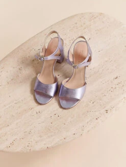 Content Cassia Bruidsschoenen Lila 19 Content Cassia Bruidsschoenen Lila -Ginger Ray || Floris van Bommel || Revitalash Verkoop mc cassia lilac 9