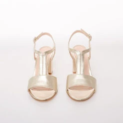 Content Lily Bruidsschoenen Champagne 16 Content Lily Bruidsschoenen Champagne -Ginger Ray || Floris van Bommel || Revitalash Verkoop mc lily champ 4