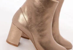 Content Myrthe Bruidsschoenen Rose -Ginger Ray || Floris van Bommel || Revitalash Verkoop mc myrthe rose 6