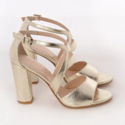 Content Magnolia Champagne Bruidsschoenen -Ginger Ray || Floris van Bommel || Revitalash Verkoop moments by content magnolia champagne 2