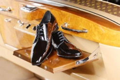 Mr. Fiarucci Nick Black Patent Trouwschoenen Heren -Ginger Ray || Floris van Bommel || Revitalash Verkoop mr. fiarucci hochzeitsschuhe herren nick black patent 5 2