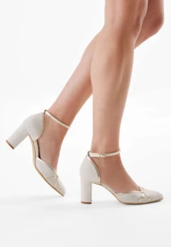 Fiarucci Bridal Nowi Bruidsschoenen Off-White -Ginger Ray || Floris van Bommel || Revitalash Verkoop nowi off white suede leather