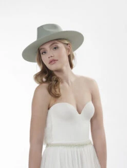 Poirier HT-300-Green Hoed -Ginger Ray || Floris van Bommel || Revitalash Verkoop poirier ht 300 green hat 3