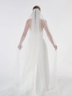 Poirier S47-300-1-Ivoor Sluier -Ginger Ray || Floris van Bommel || Revitalash Verkoop poirier s47 300 1 ivory veil 7