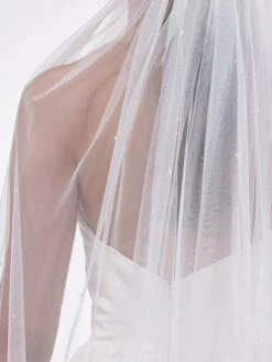 Poirier S48-300-1-Ivoor Sluier -Ginger Ray || Floris van Bommel || Revitalash Verkoop poirier s48 300 1 ivory veil 5