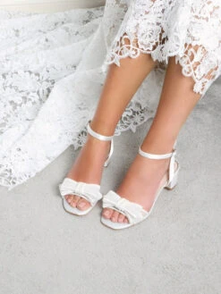 The Perfect Bridal Company Chloe Ivoor Bruidsschoenen -Ginger Ray || Floris van Bommel || Revitalash Verkoop the perfect bridal company chloe 4