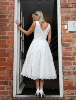 The Perfect Bridal Company Clara Bruidsschoenen -Ginger Ray || Floris van Bommel || Revitalash Verkoop the perfect bridal company clara 7