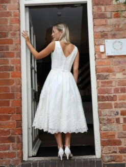 The Perfect Bridal Company Clara Bruidsschoenen -Ginger Ray || Floris van Bommel || Revitalash Verkoop the perfect bridal company clara 8