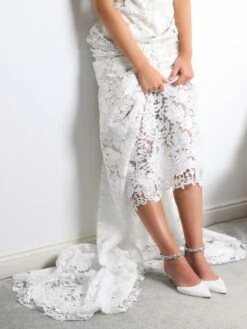 The Perfect Bridal Company Eliza Bruidsschoenen -Ginger Ray || Floris van Bommel || Revitalash Verkoop the perfect bridal company eliza 11