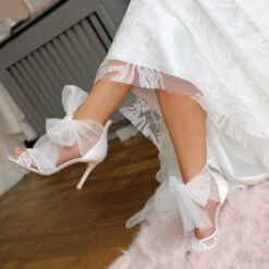 The Perfect Bridal Company Kennedy Ivoor Bruidsschoenen -Ginger Ray || Floris van Bommel || Revitalash Verkoop the perfect bridal company kennedy 12