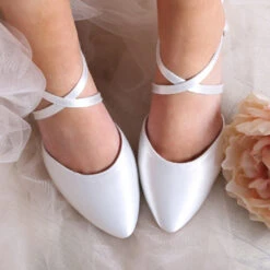 The Perfect Bridal Company Renate Satin Bruidsschoenen -Ginger Ray || Floris van Bommel || Revitalash Verkoop the perfect bridal company renate satin 6