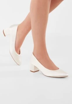 Rainbow Club Wendie Bruidsschoenen -Ginger Ray || Floris van Bommel || Revitalash Verkoop wendie ivory satin 1
